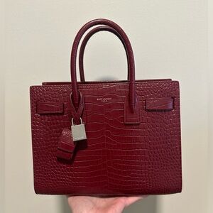 SAC DE JOUR BABY IN MATTE CROCODILE EMBOSSED LEATHER